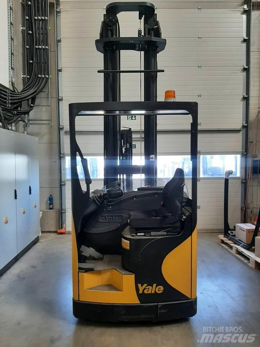 Yale MR16H Річ-трак із високим підйомом