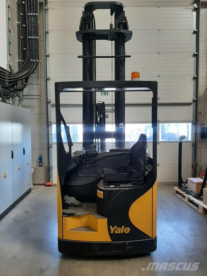 Yale MR16H Річ-трак із високим підйомом