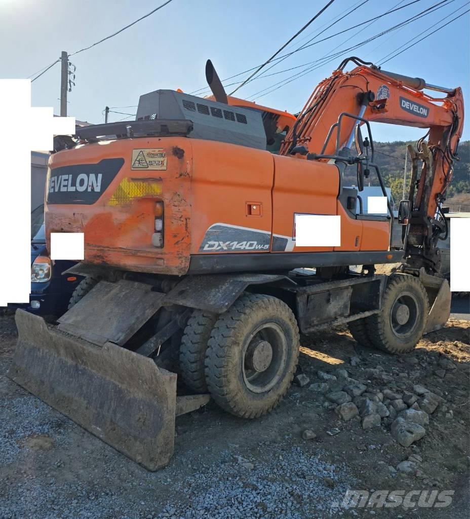 Doosan DX140W-5 Колісні екскаватори