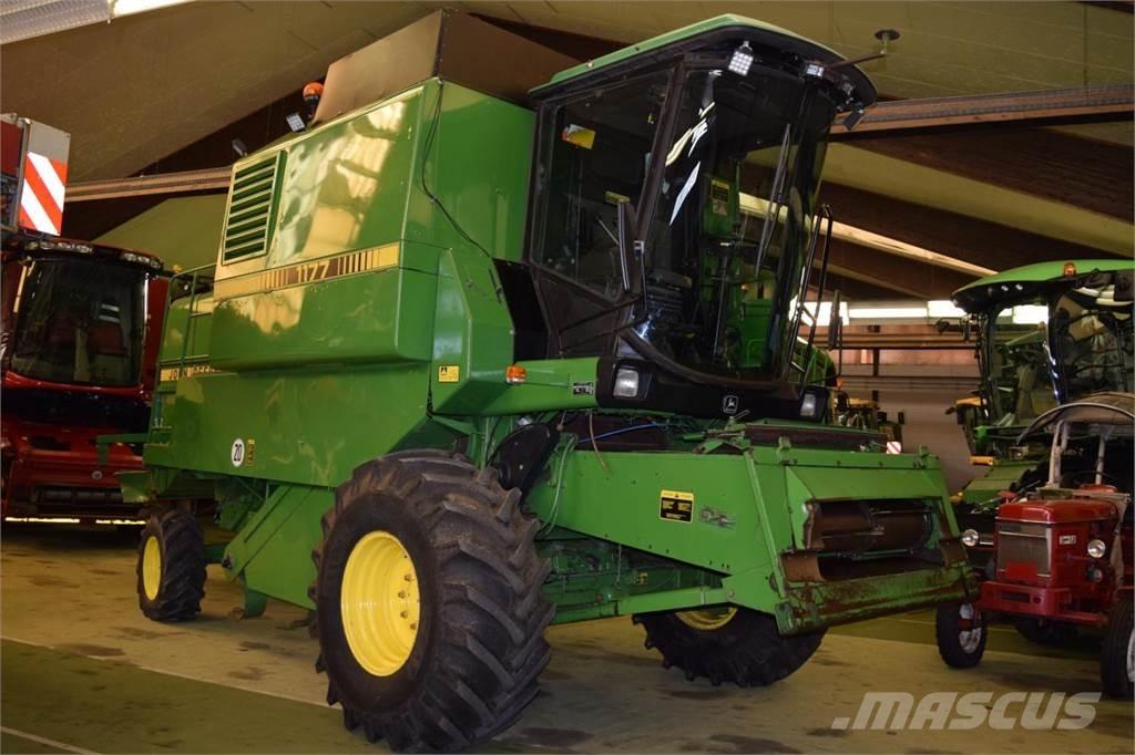 John Deere 1177 Зернозбиральні комбайни
