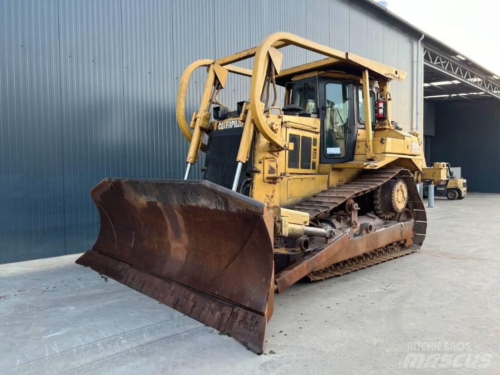 CAT D7H Гусеничні бульдозери