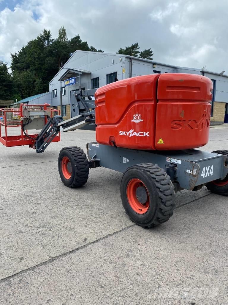 SkyJack SJ 46 AJ Колінчаті підйомники
