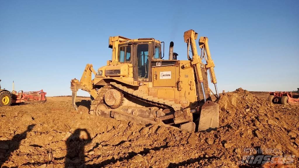 CAT D 7 R Гусеничні бульдозери