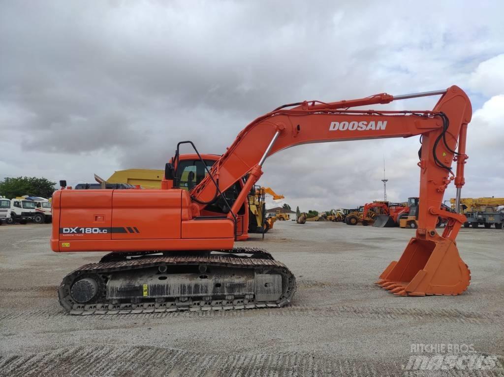 Doosan DX 180 LC Гусеничні екскаватори