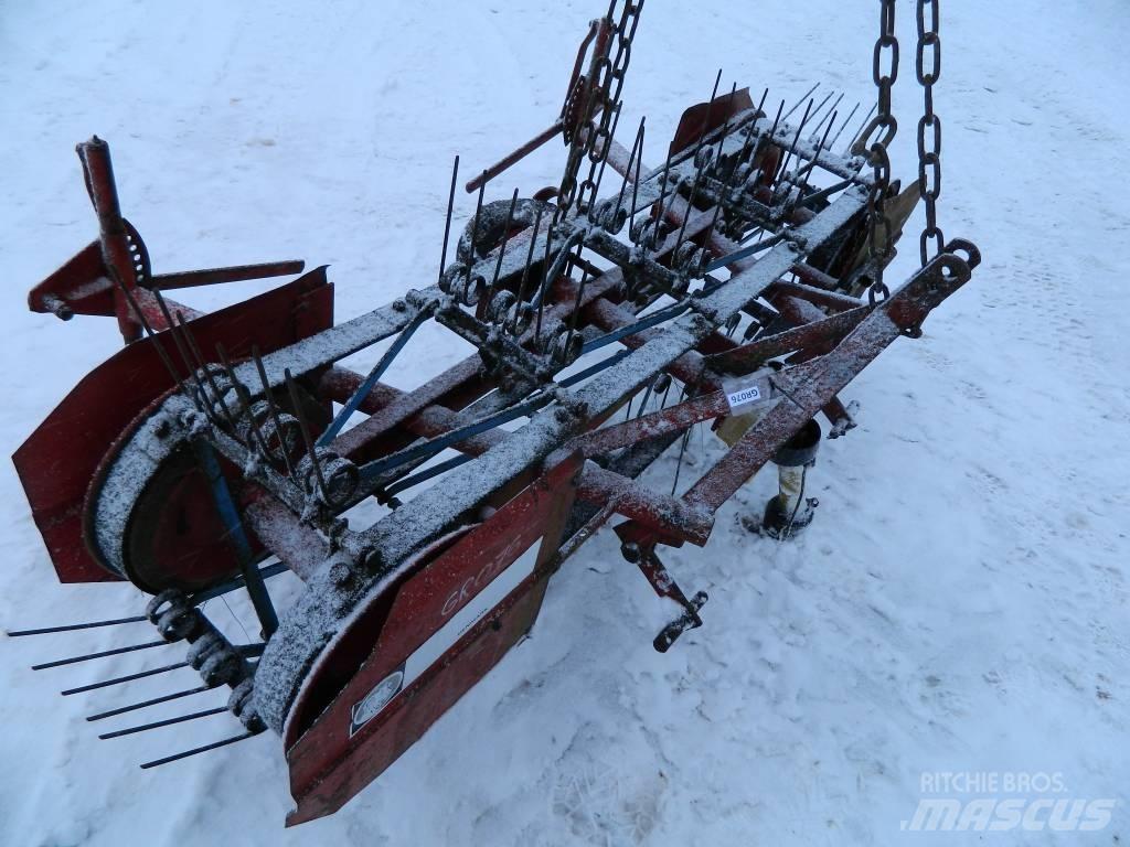 Mads Amby 220 Граблі і сінозворушувачі