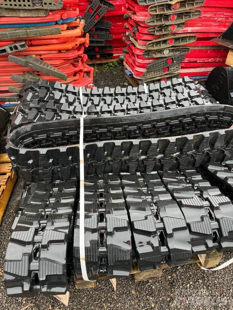JCB RUBBER TRACKS Гусениці