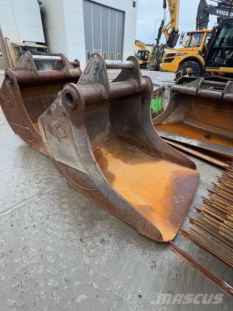 Volvo EC 300 EL Гусеничні екскаватори