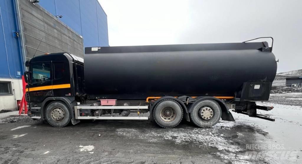 Scania P 114 Тягачі