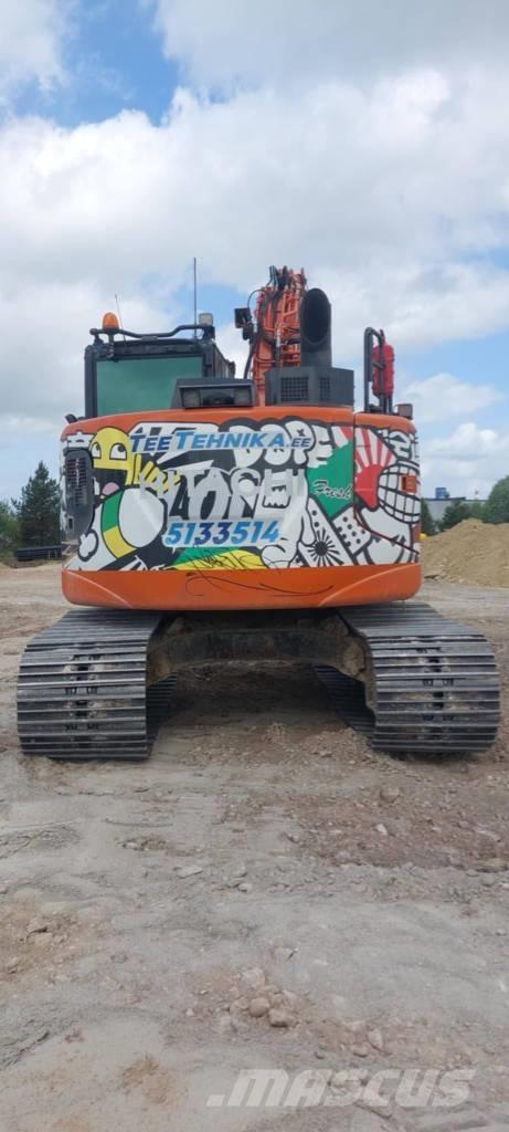 Hitachi ZX 135 US-6 Гусеничні екскаватори