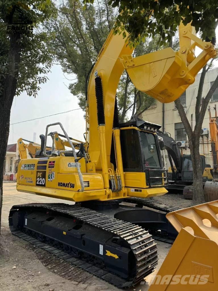 Komatsu PC 220 LC Гусеничні екскаватори