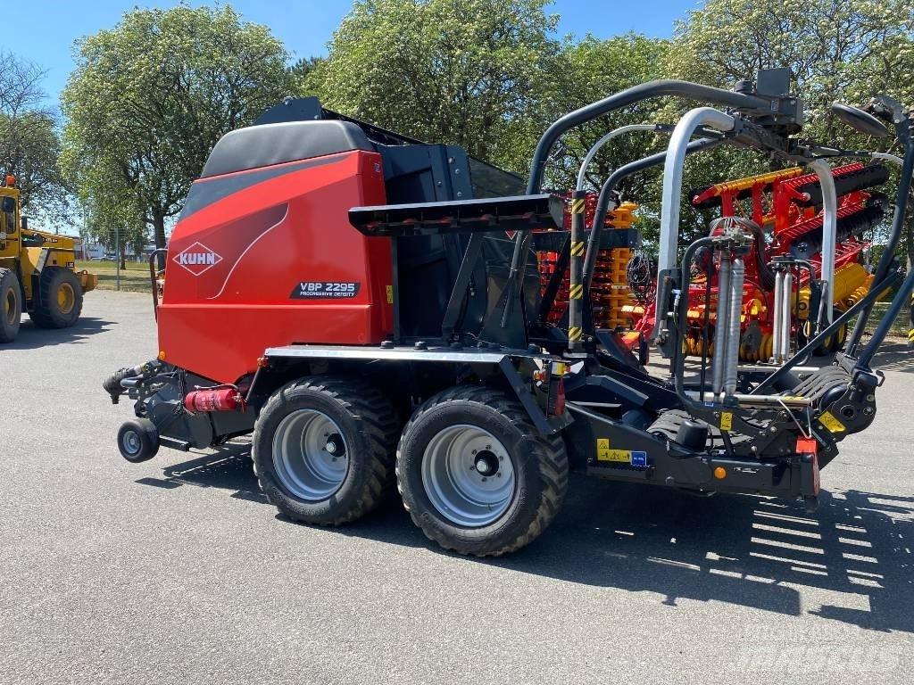 Kuhn VBP2295 Рулонні прес-підбирачі