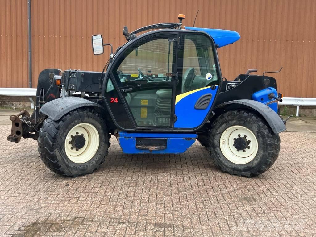 New Holland LM5040 Телескопічний навантажувач