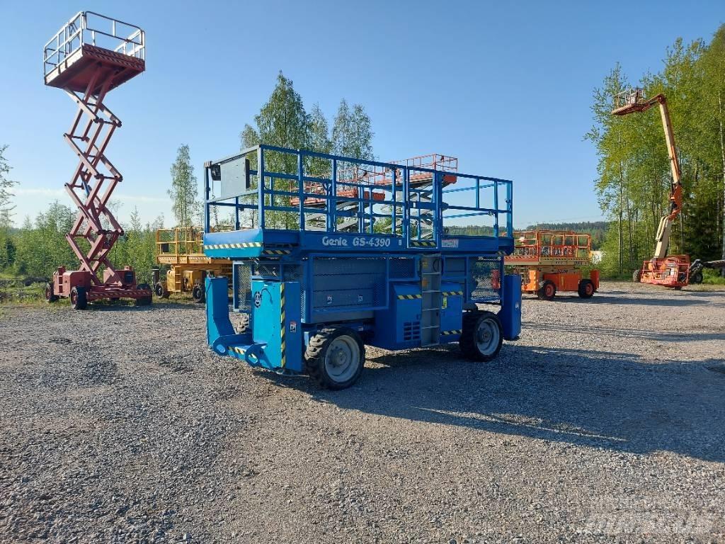 Genie GS 4390 Підйомники-ножиці