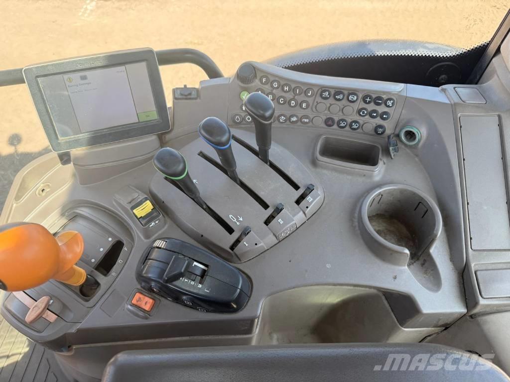 John Deere 6130 R Трактори