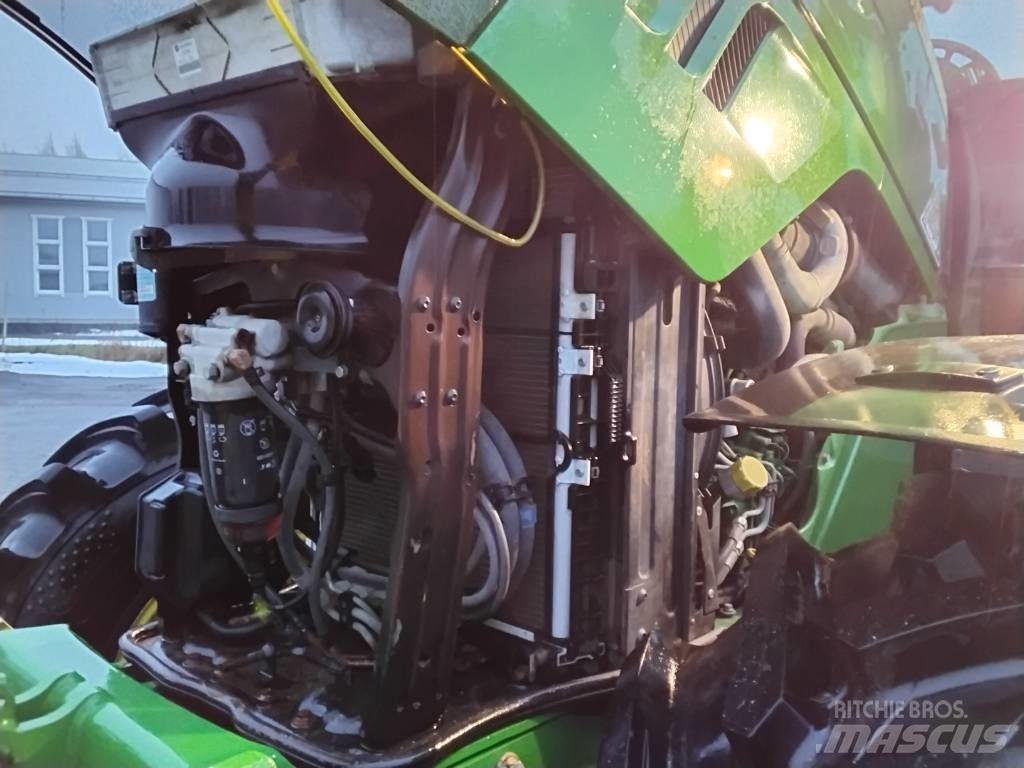 John Deere 6195 R Трактори