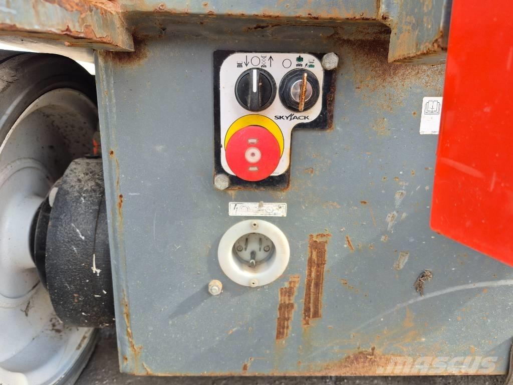 SkyJack SJ 4740 Підйомники-ножиці