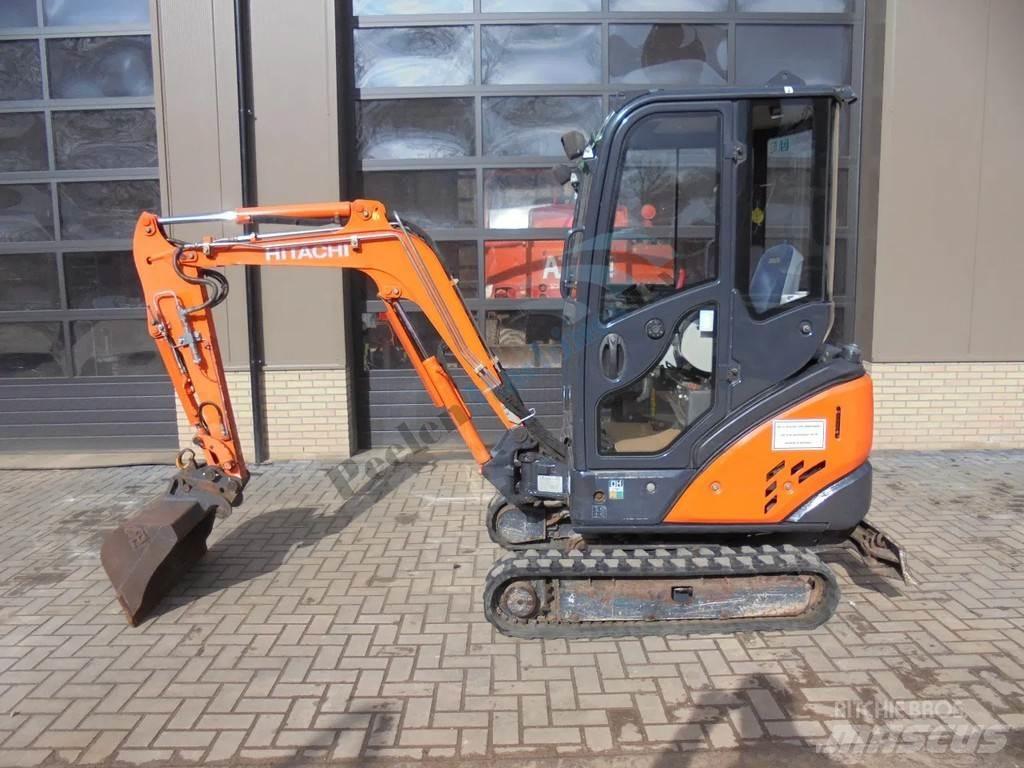 Hitachi Zaxis 18-3 Міні-екскаватори < 7т