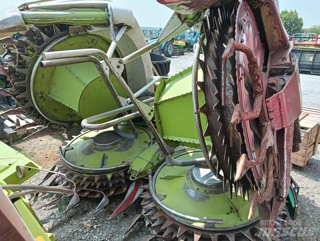 CLAAS Orbis 600 Кормозбиральні комбайни