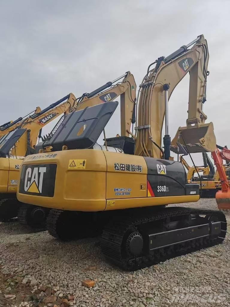 CAT 336D2L Гусеничні екскаватори