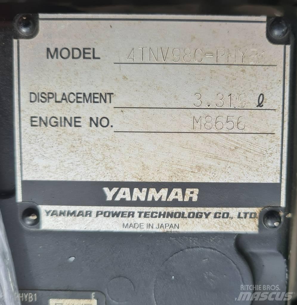 Yanmar 4TNV98C-P Двигуни