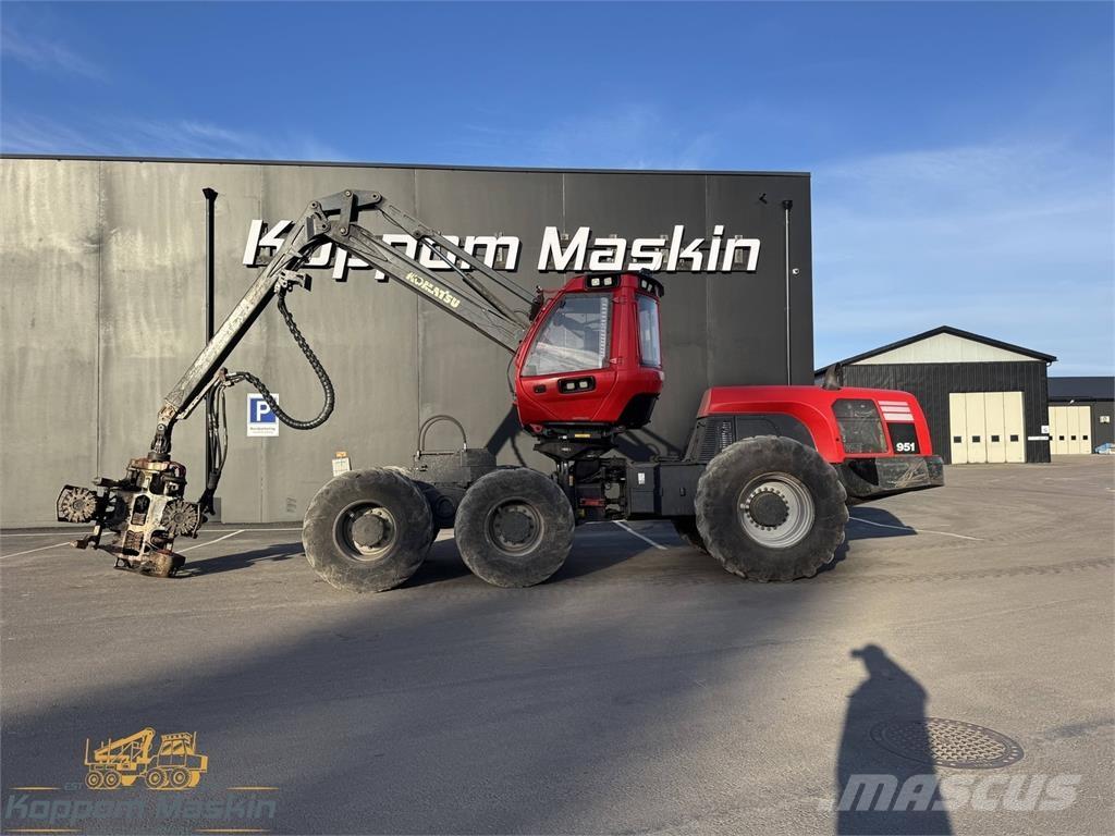 Komatsu 951 Харвестери