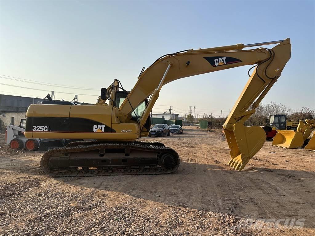 CAT 325C Гусеничні екскаватори