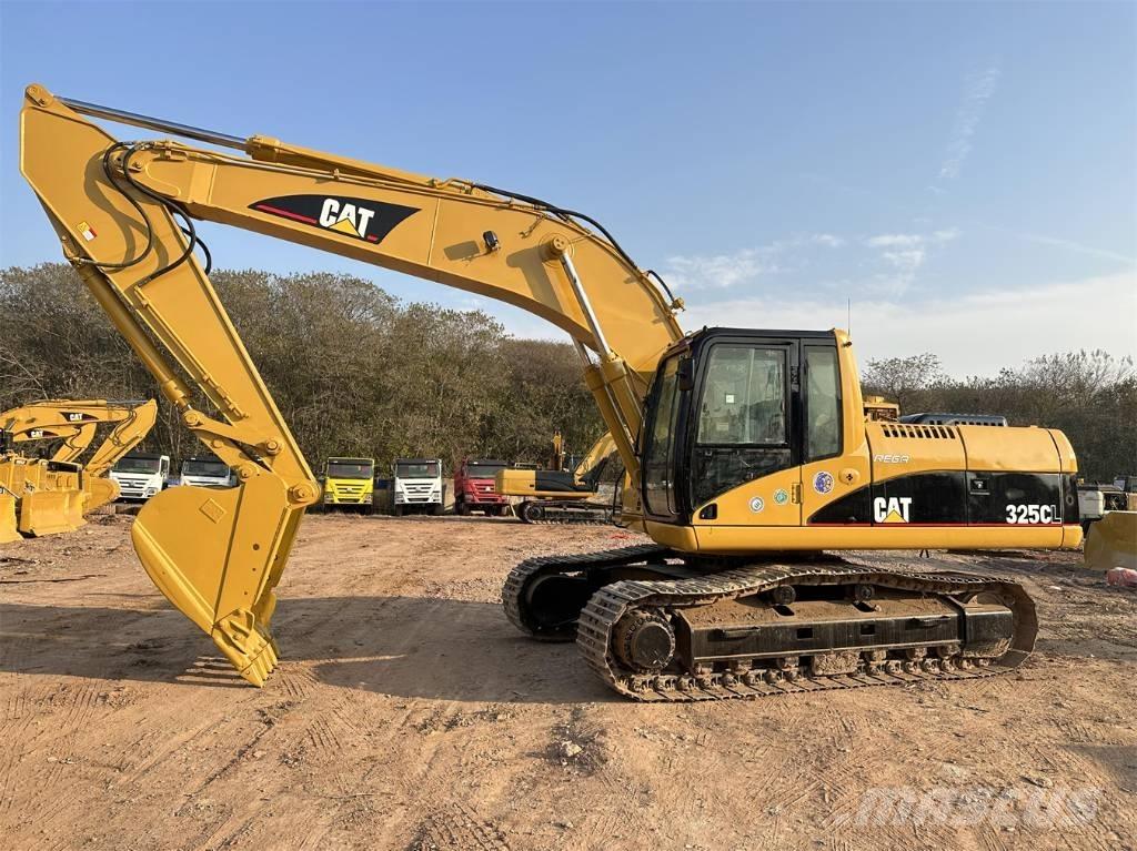 CAT 325C Гусеничні екскаватори