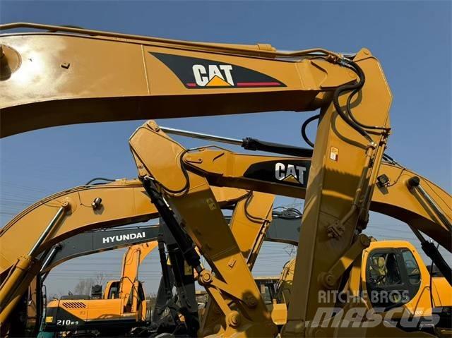 CAT 320 C L Гусеничні екскаватори