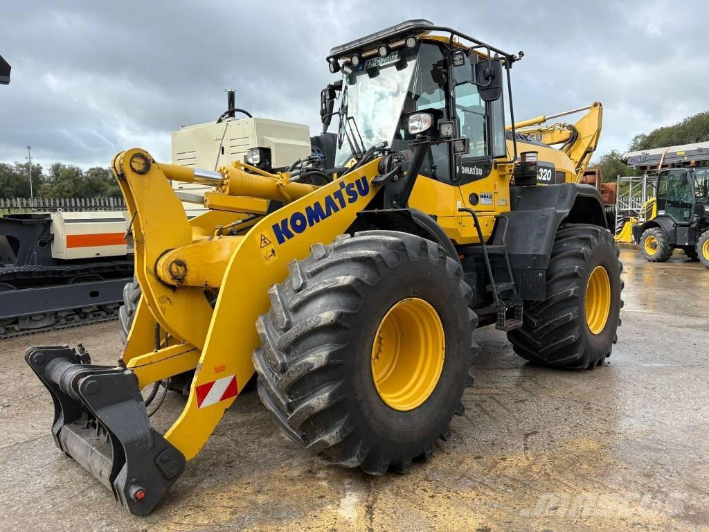 Komatsu WA320-8 Фронтальні навантажувачі