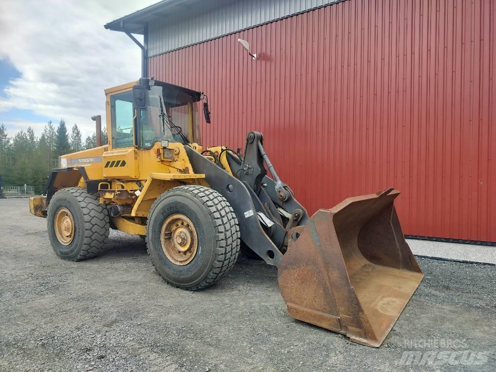 Volvo L90C Фронтальні навантажувачі