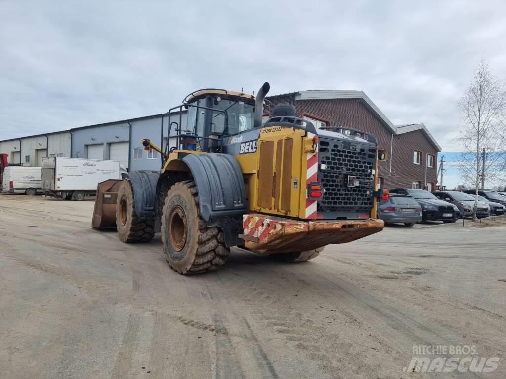 Bell L 2606 E Фронтальні навантажувачі