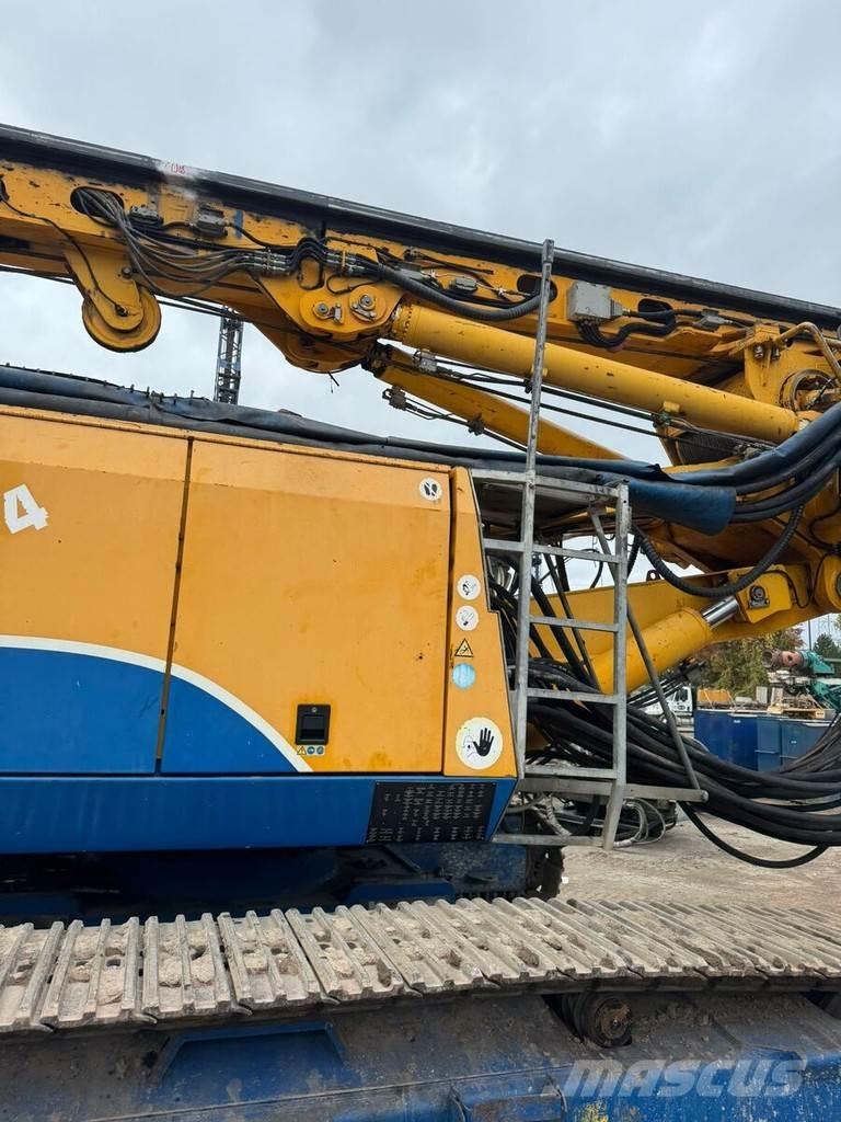 Bauer BG 24 H Стаціонарні бурові установки