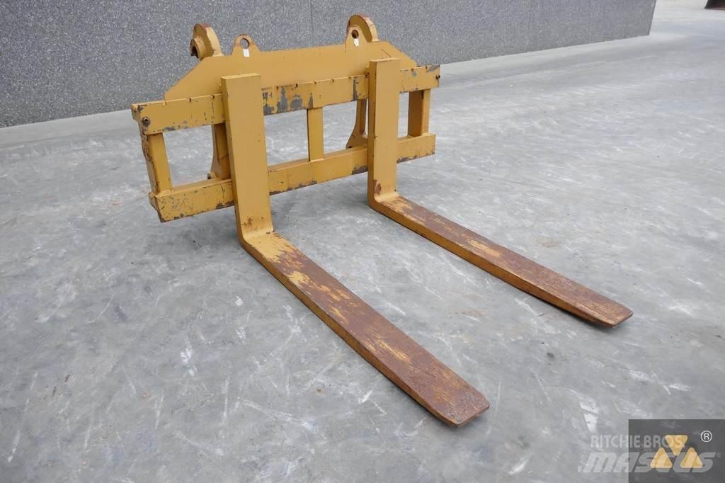 CAT 966/972 Forks Транспорт - Інші