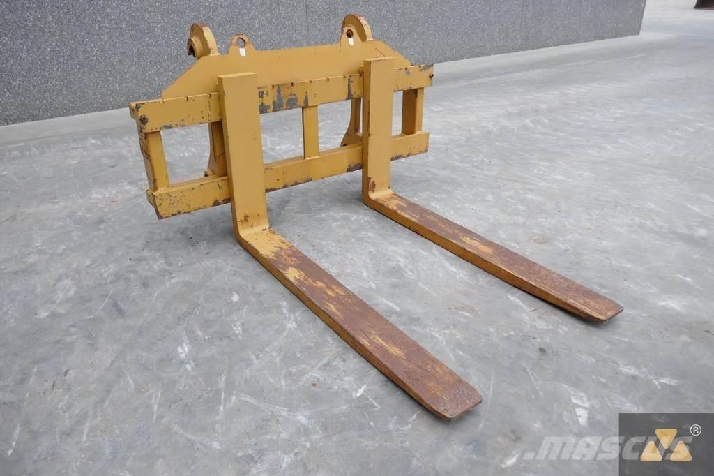 CAT 966/972 Forks Транспорт - Інші