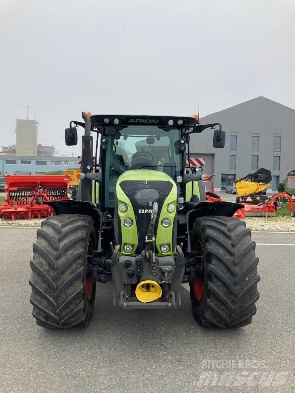 CLAAS Arion 630 Трактори