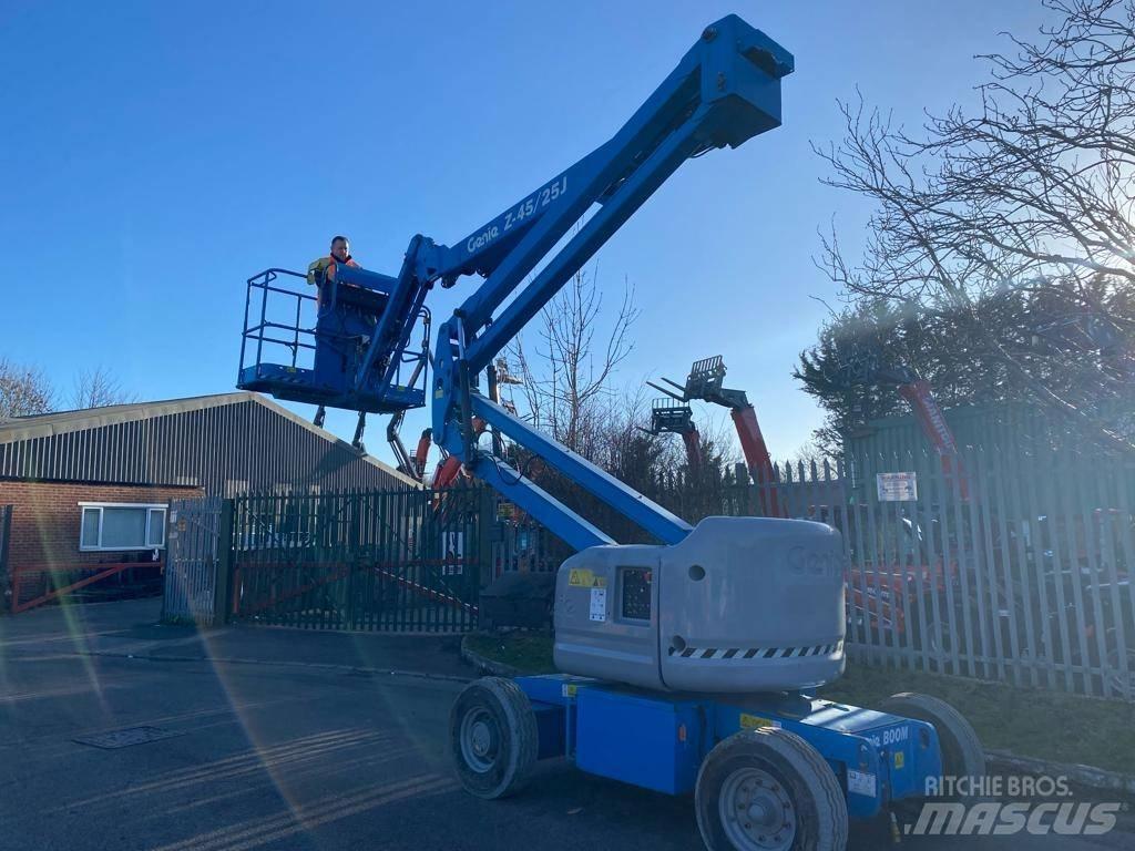 Genie Z 45/25 J BI Колінчаті підйомники