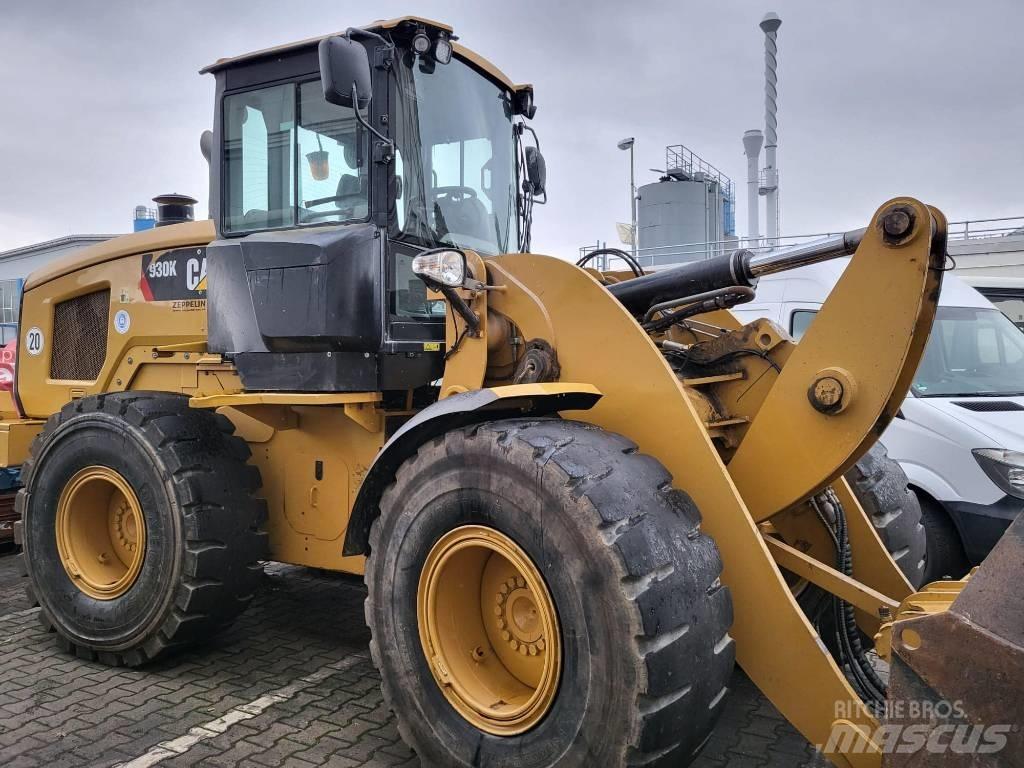 CAT 930 K Фронтальні навантажувачі
