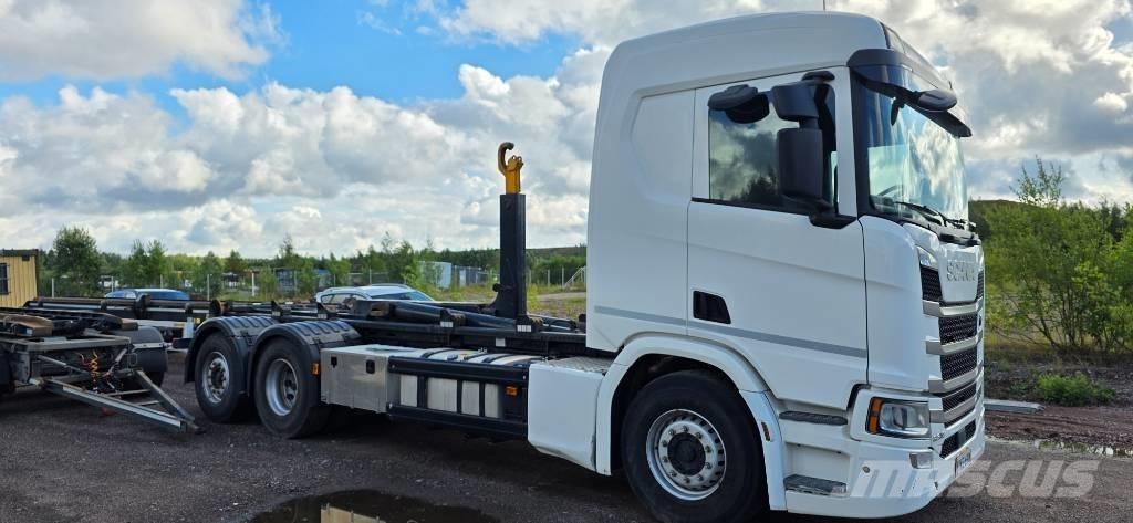 Scania R 500 Вантажівки з гаковим підйомом