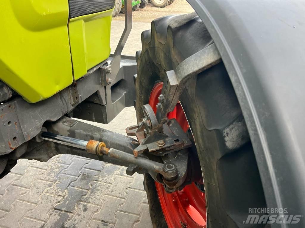CLAAS Ares 697 ATZ Трактори