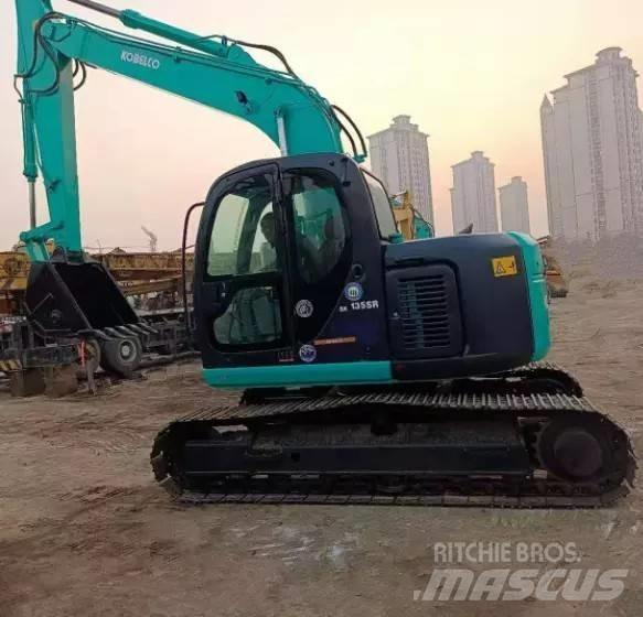 Kobelco SK 135 Гусеничні екскаватори