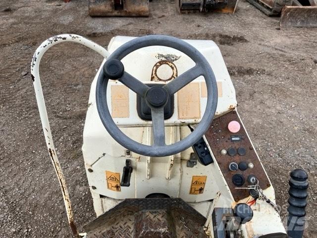 Terex TV 800 Котки тротуарні