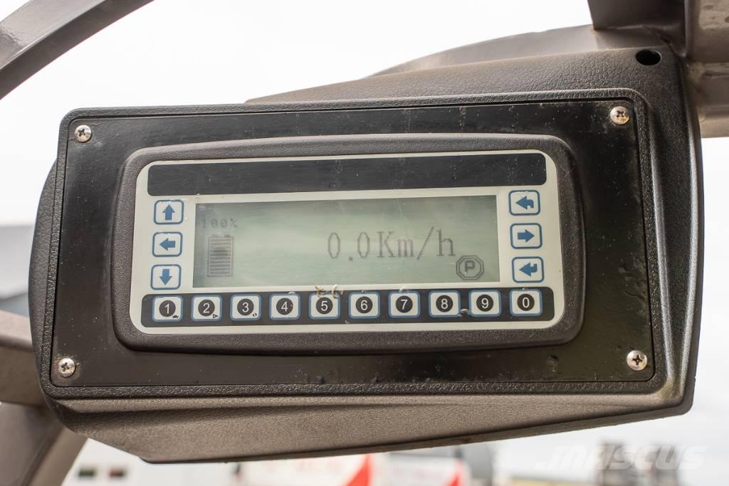 Manitou ME 435 Електронавантажувачі