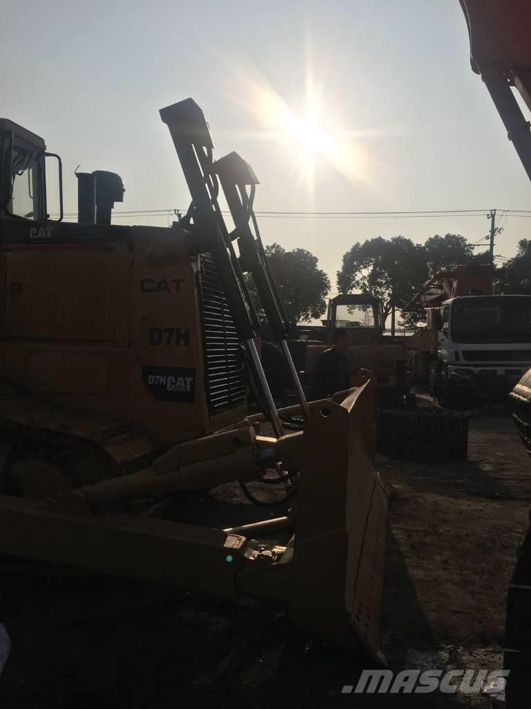 CAT D7H Гусеничні бульдозери