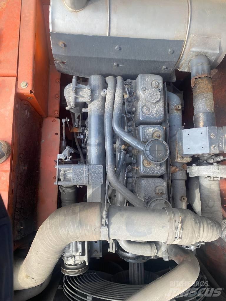 Doosan DX300LC-9C Гусеничні екскаватори