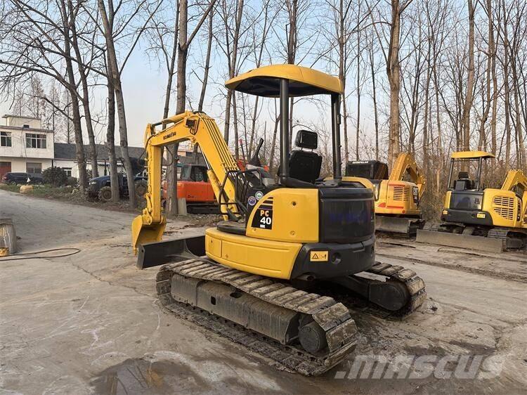 Komatsu PC 40 Гусеничні екскаватори