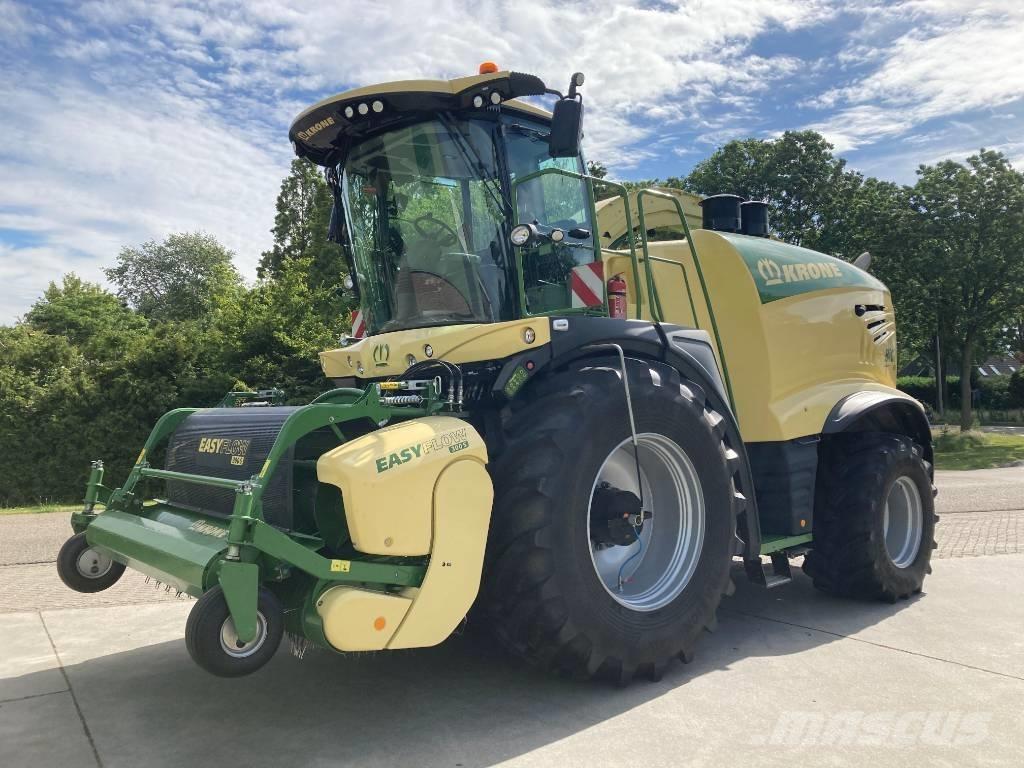 Krone BiG X 680 Кормозбиральні комбайни