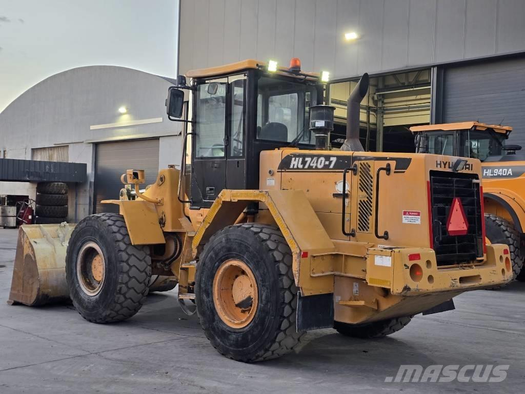 Hyundai 740-7 Фронтальні навантажувачі