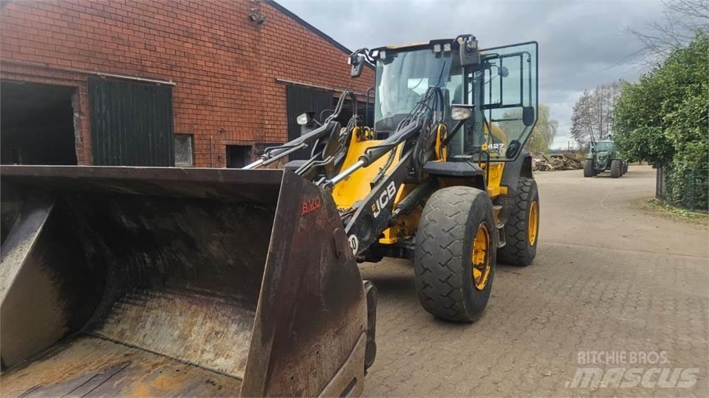 JCB 427 agri Фронтальні навантажувачі
