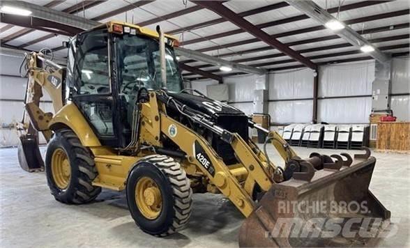 CAT 420E IT Екскаватори-навантажувачі