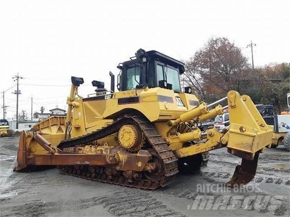 CAT D8T Гусеничні бульдозери